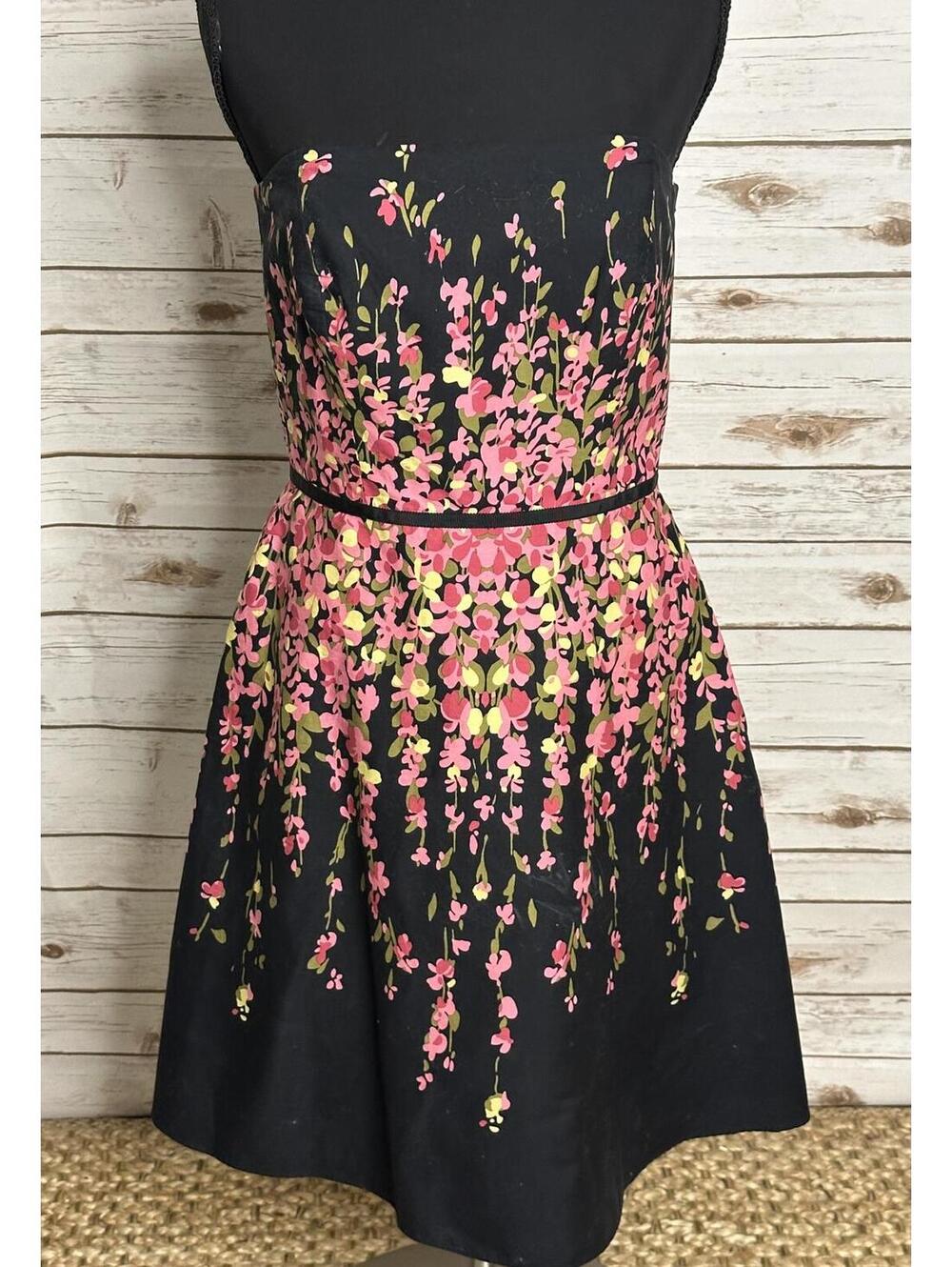 LOFT floral strapless fit & flare dress Size 6 black pink cottagecore feminine